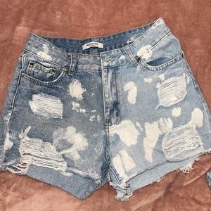 American Bazi HIGH WAISTED DISTRESSED DENIM SHORTS